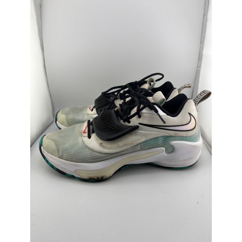 Nike Zoom Freak 3 Basketball Shoes White Green DA0694-101 Mens 9.5